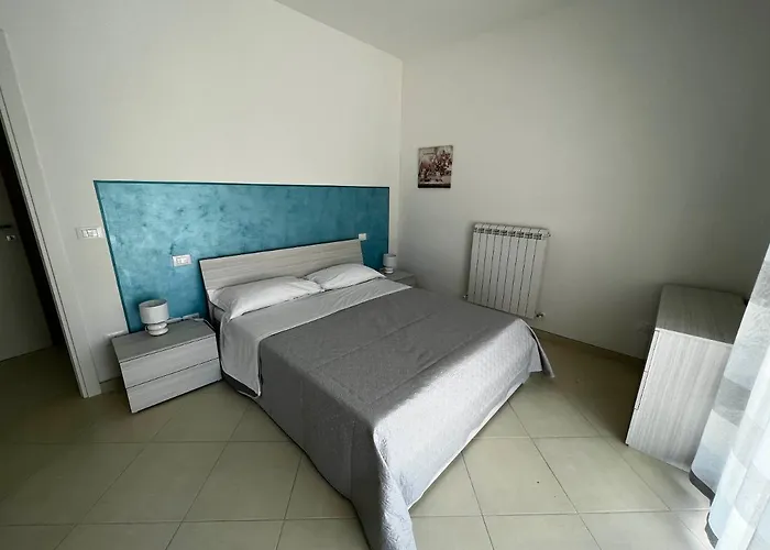 Aparthotel Nautilus A Mare 4*