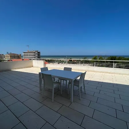 Nautilus A Mare Aparthotel