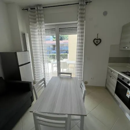Nautilus A Mare Hotel apartamentowy